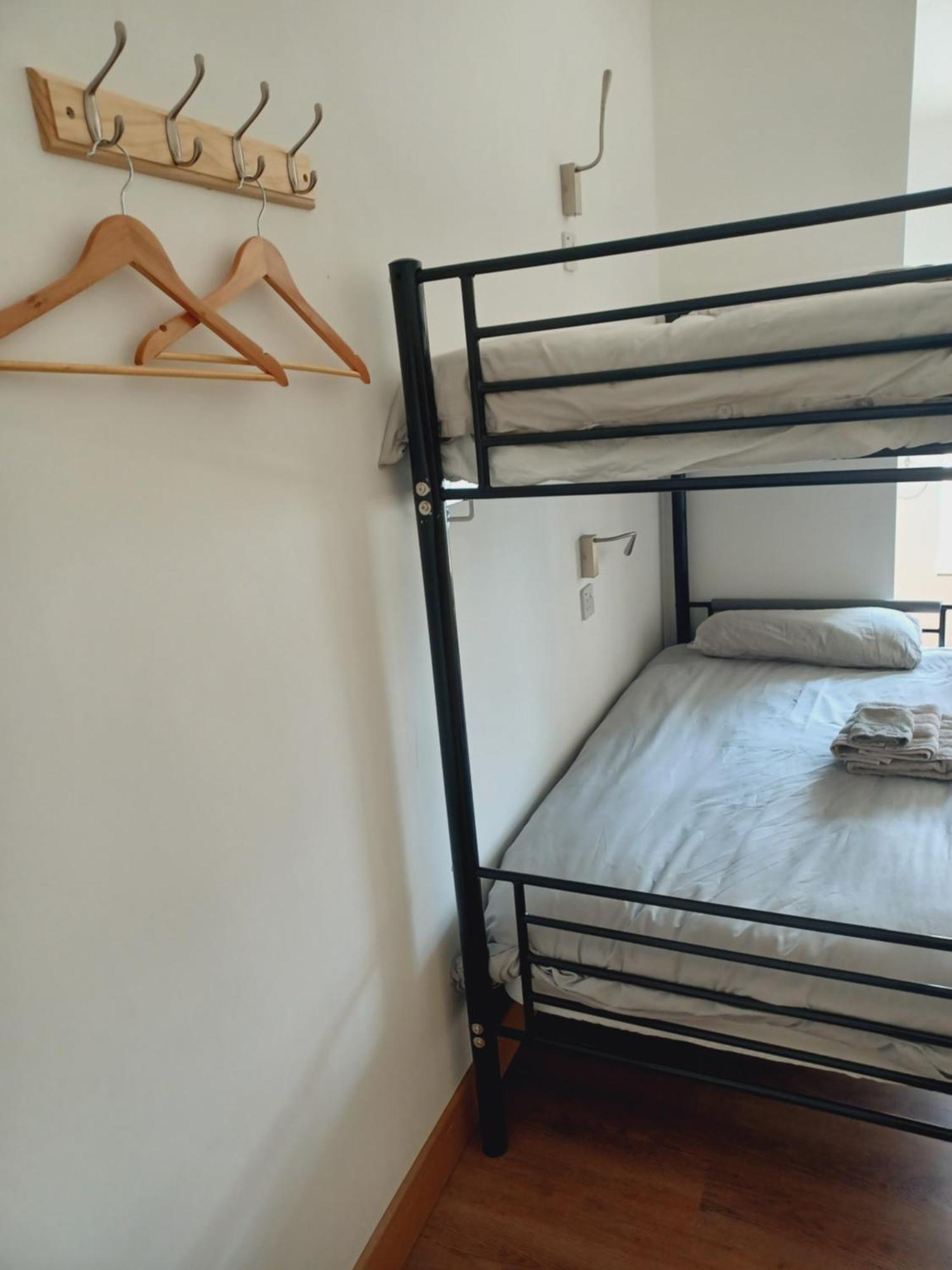 Voyage Hostel - Rooms With Shared Kitchen Douglas Room photo