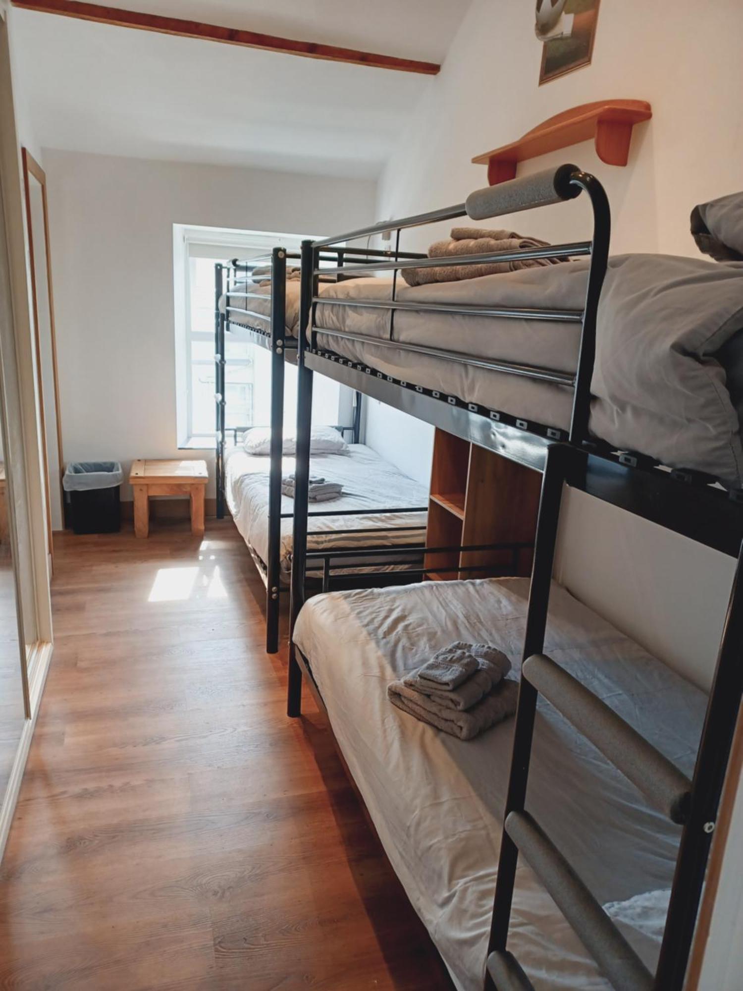 Voyage Hostel - Rooms With Shared Kitchen Douglas Room photo
